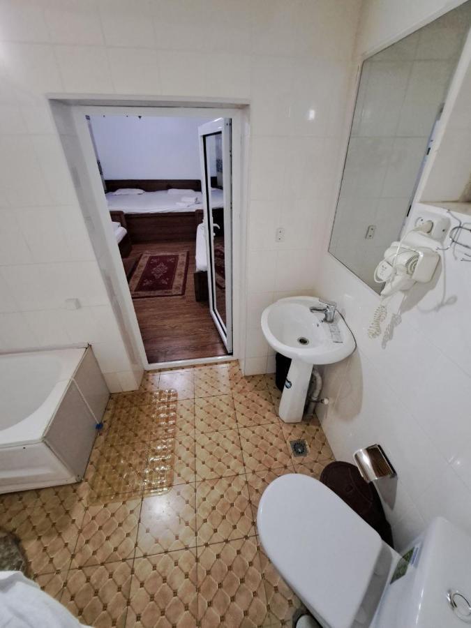 Ohun Caravan Sarai XIX Bucara Exterior foto